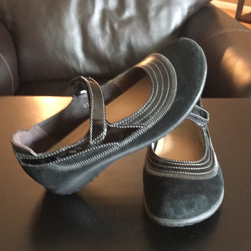 Women’s Naot Maryjane